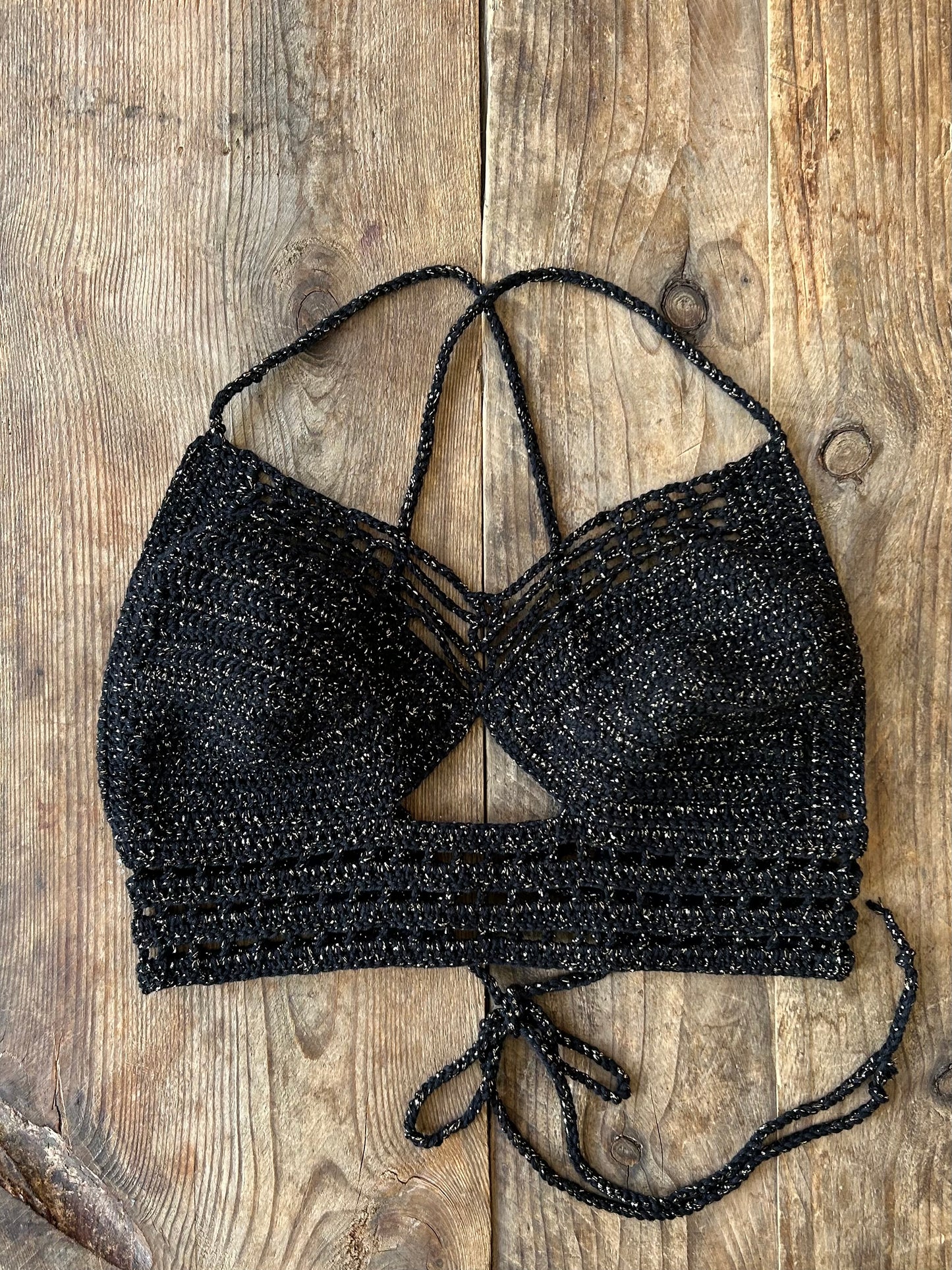 Häkeltop | Schwarz & Gold | Größe M/L