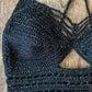 Häkeltop | Schwarz & Gold | Größe M/L